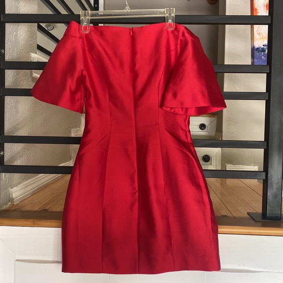 Off shoulder Red Dress - Picture 2 of 2
